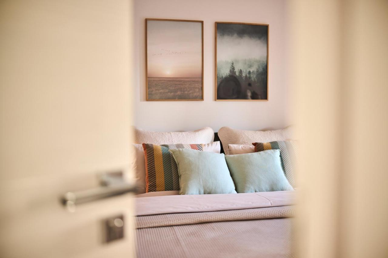 Spada Brand New Apartment With Garden 3 Min From Beach! Porec Bagian luar foto
